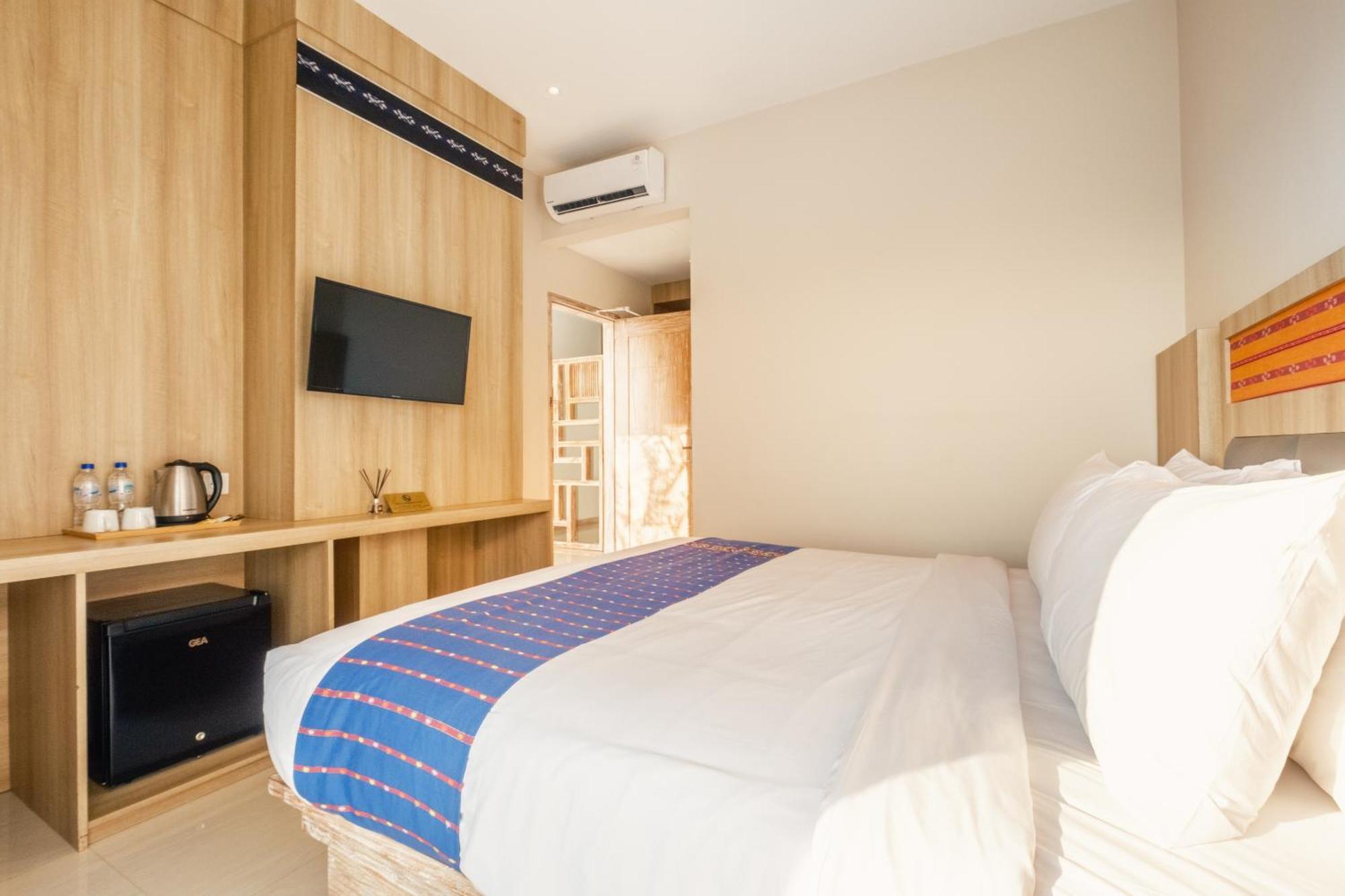 Dejavu 2.0 Hotel Bajo Komodo Labuan Bajo Exteriér fotografie