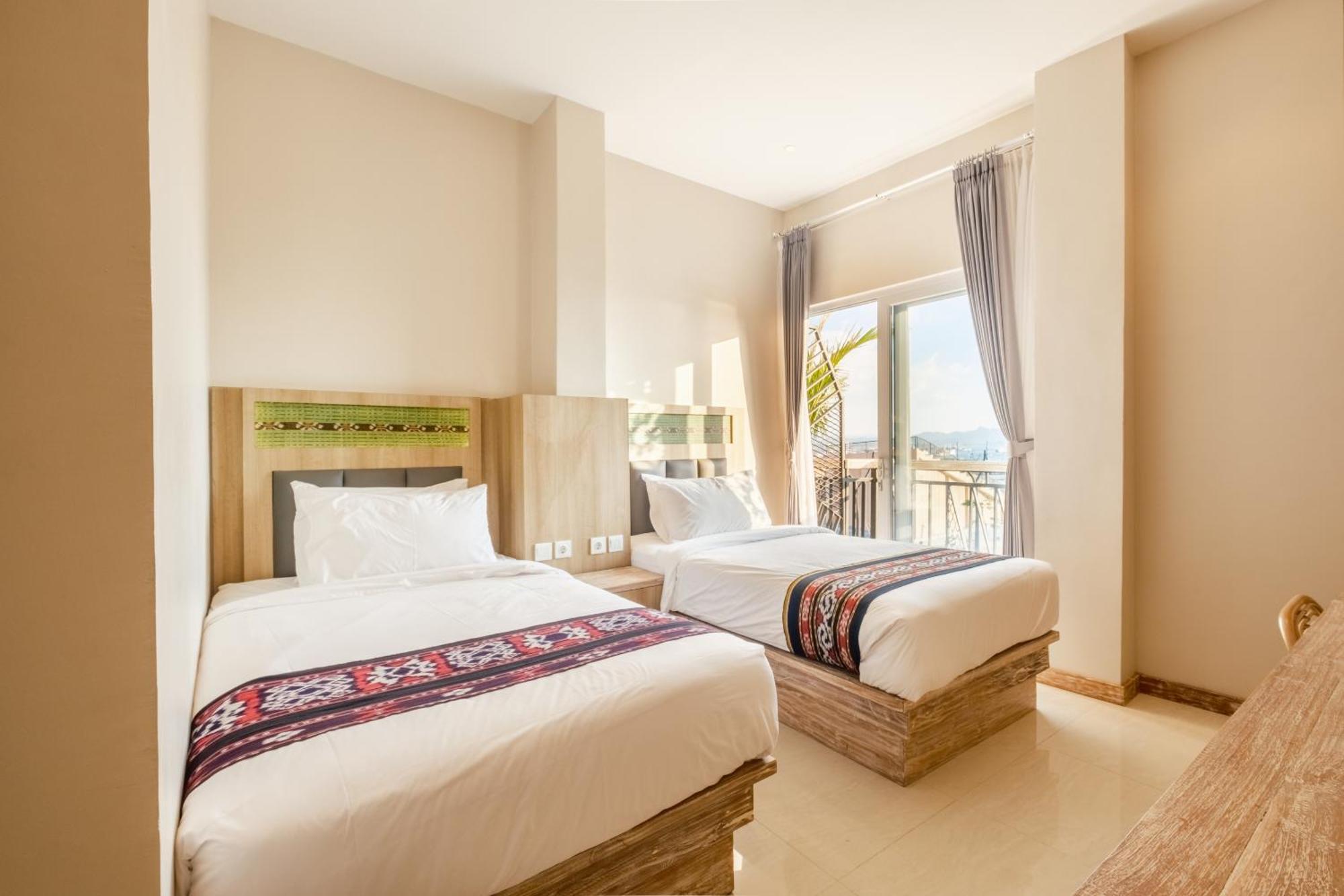 Dejavu 2.0 Hotel Bajo Komodo Labuan Bajo Exteriér fotografie